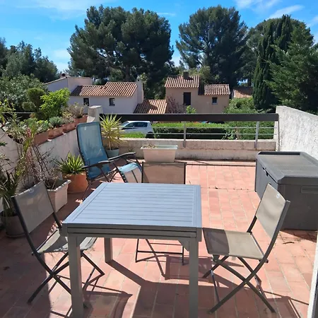 Apartment Au Calme A 600 M Des Plages De